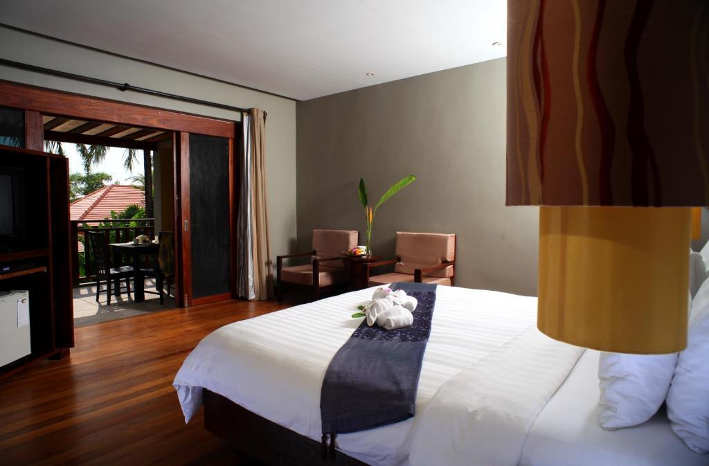 Chongfah Beach Resort Khaolak - Sha Extra Plus Khao Lak Room photo