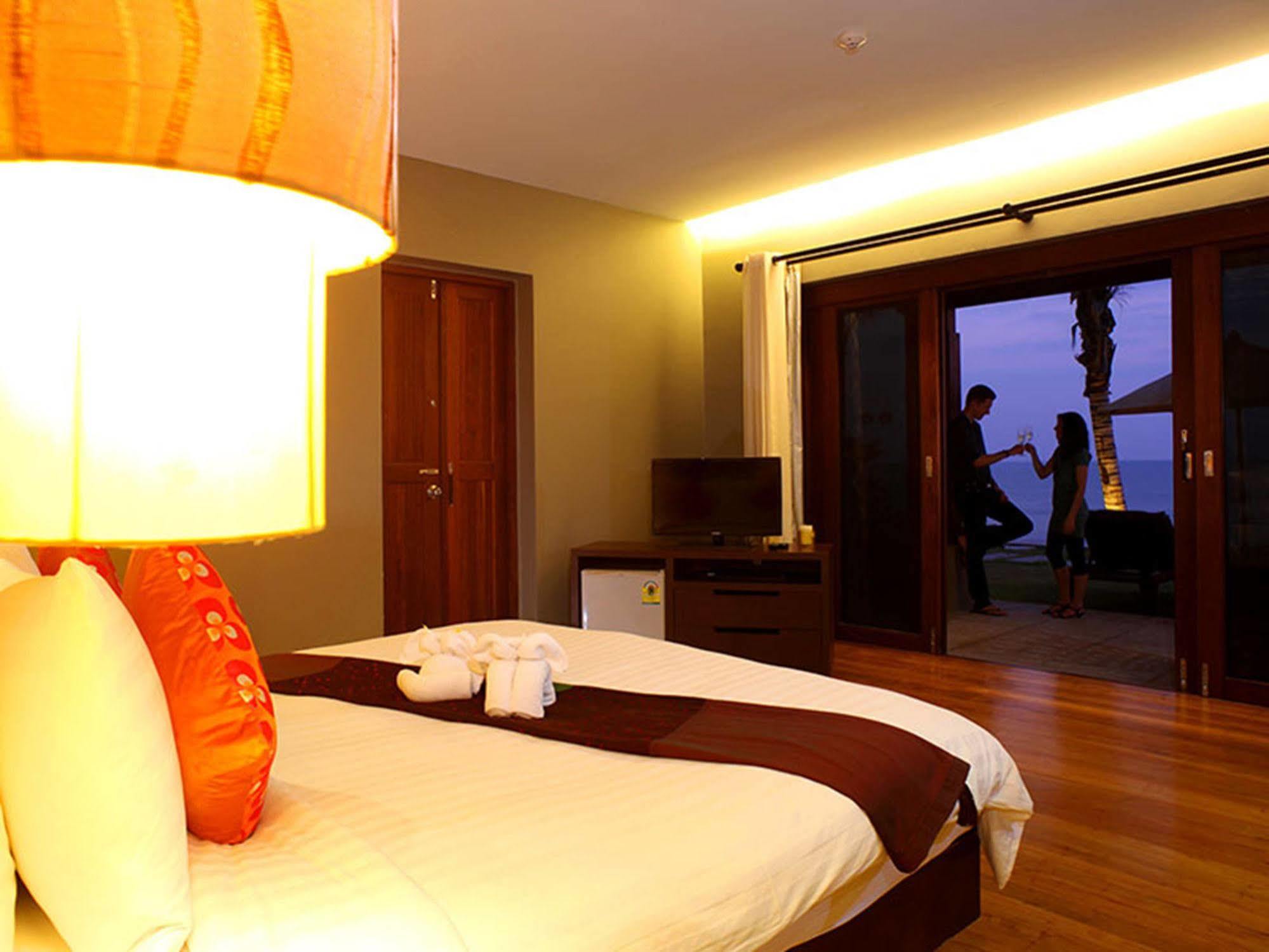 Chongfah Beach Resort Khaolak - Sha Extra Plus Khao Lak Exterior photo
